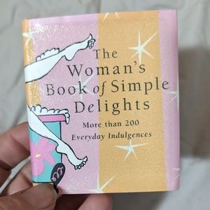 The Woman's Book of Simple Delights mini-book